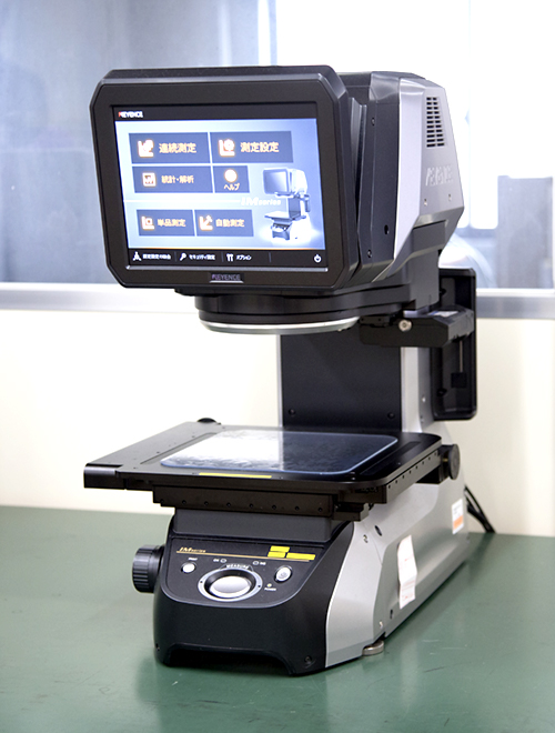 Image dimension measuring instrument
